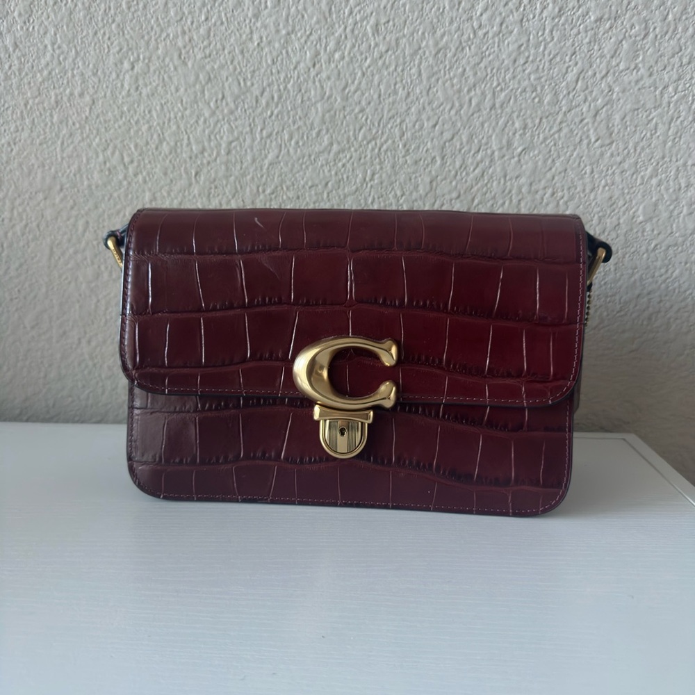 Coach Maroon Croc-Embossed Crossbody Bag